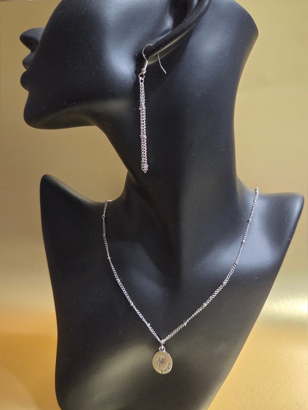 paparazzi Silver Starburst Pendant Necklace with Chain Drop Earrings